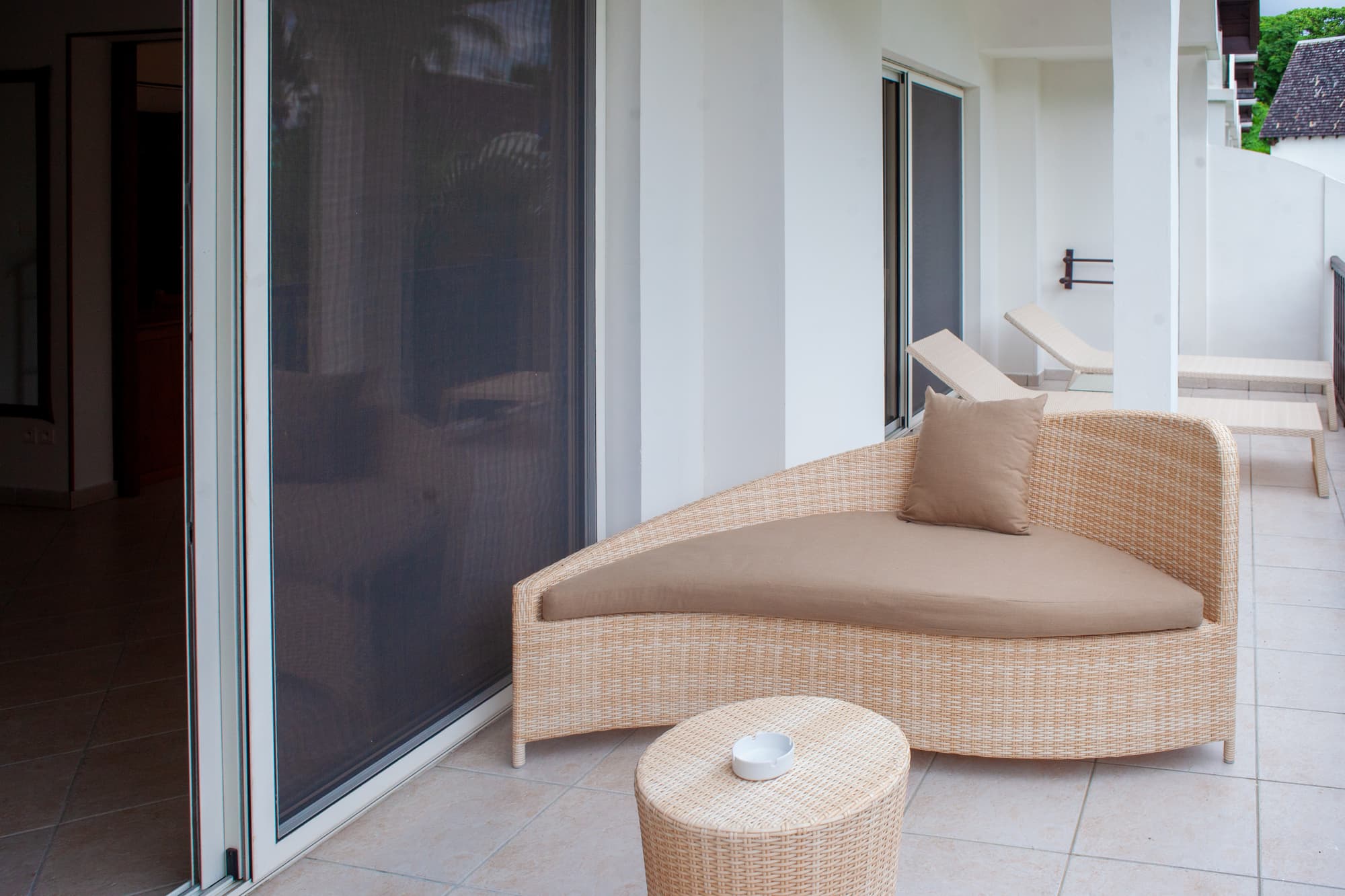 Royal Beach Hotel & Spa