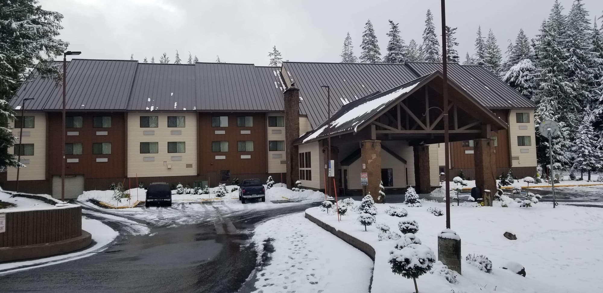 Best Western Mt. Hood Inn, General view