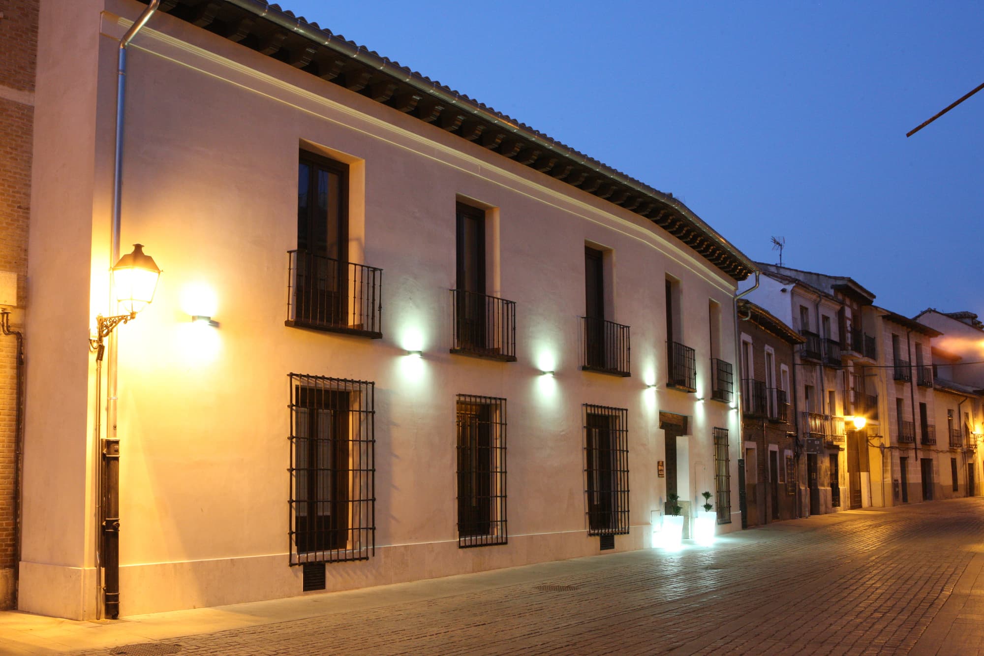 Evenia Alcala Boutique