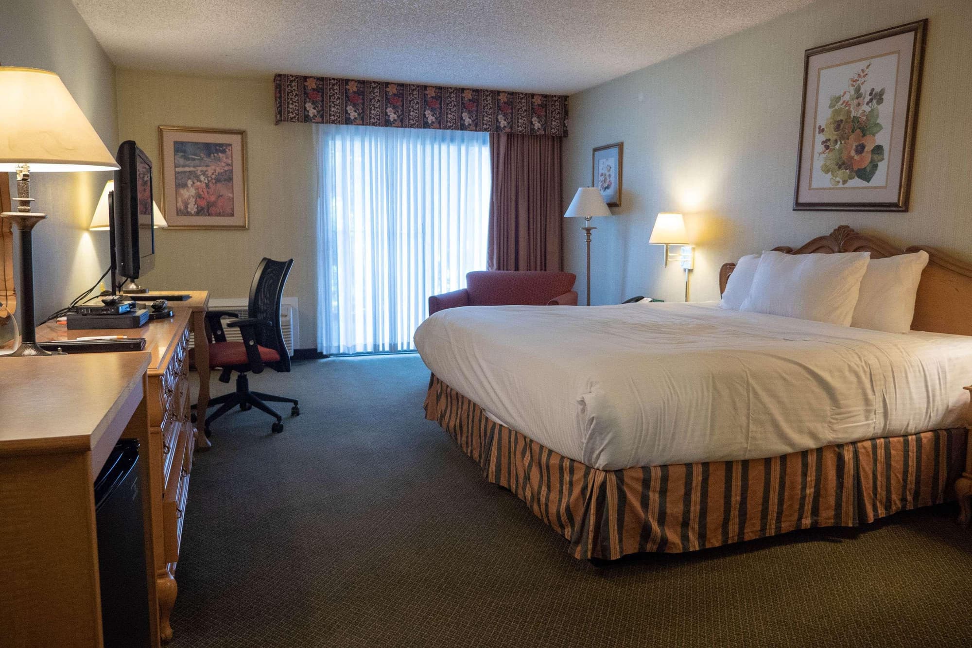 Desert Garden Inn, A Trademark Collection Hotel