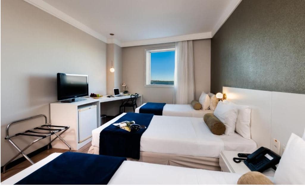 Pier Vitoria Hotel