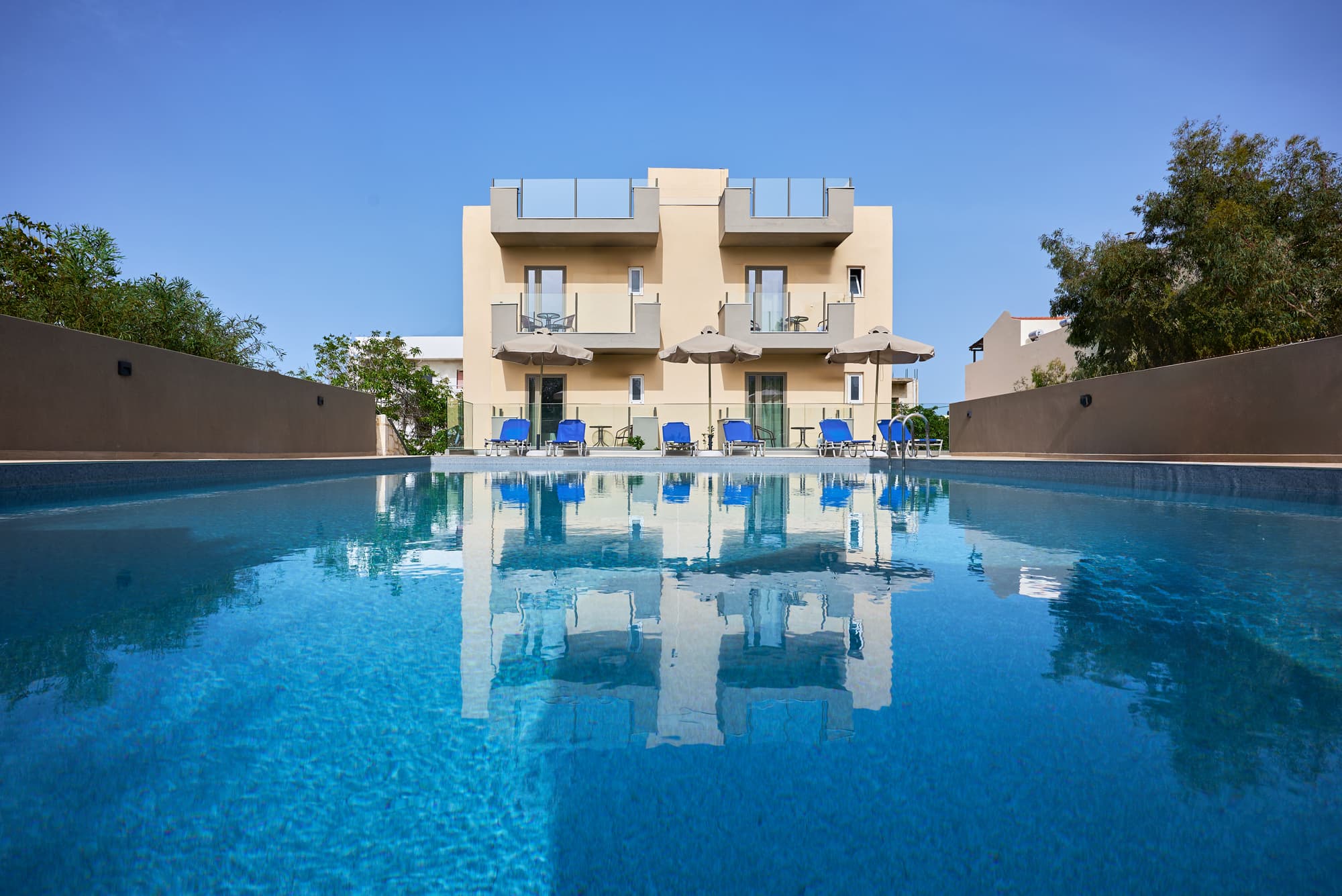 Acropolis Apartments