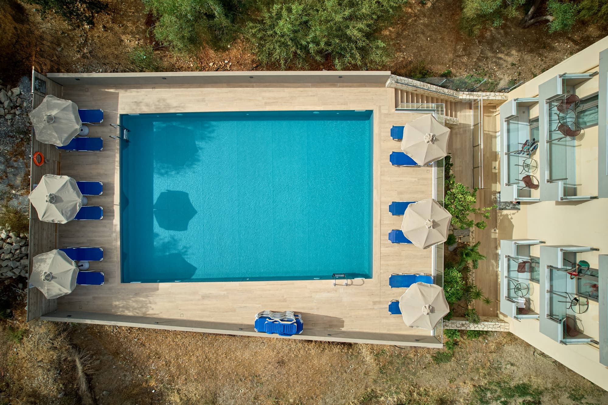 Acropolis Apartments