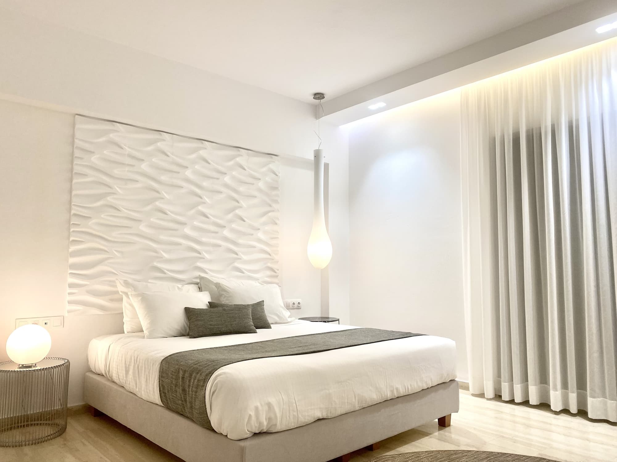 Bruskos Hotel & Suites