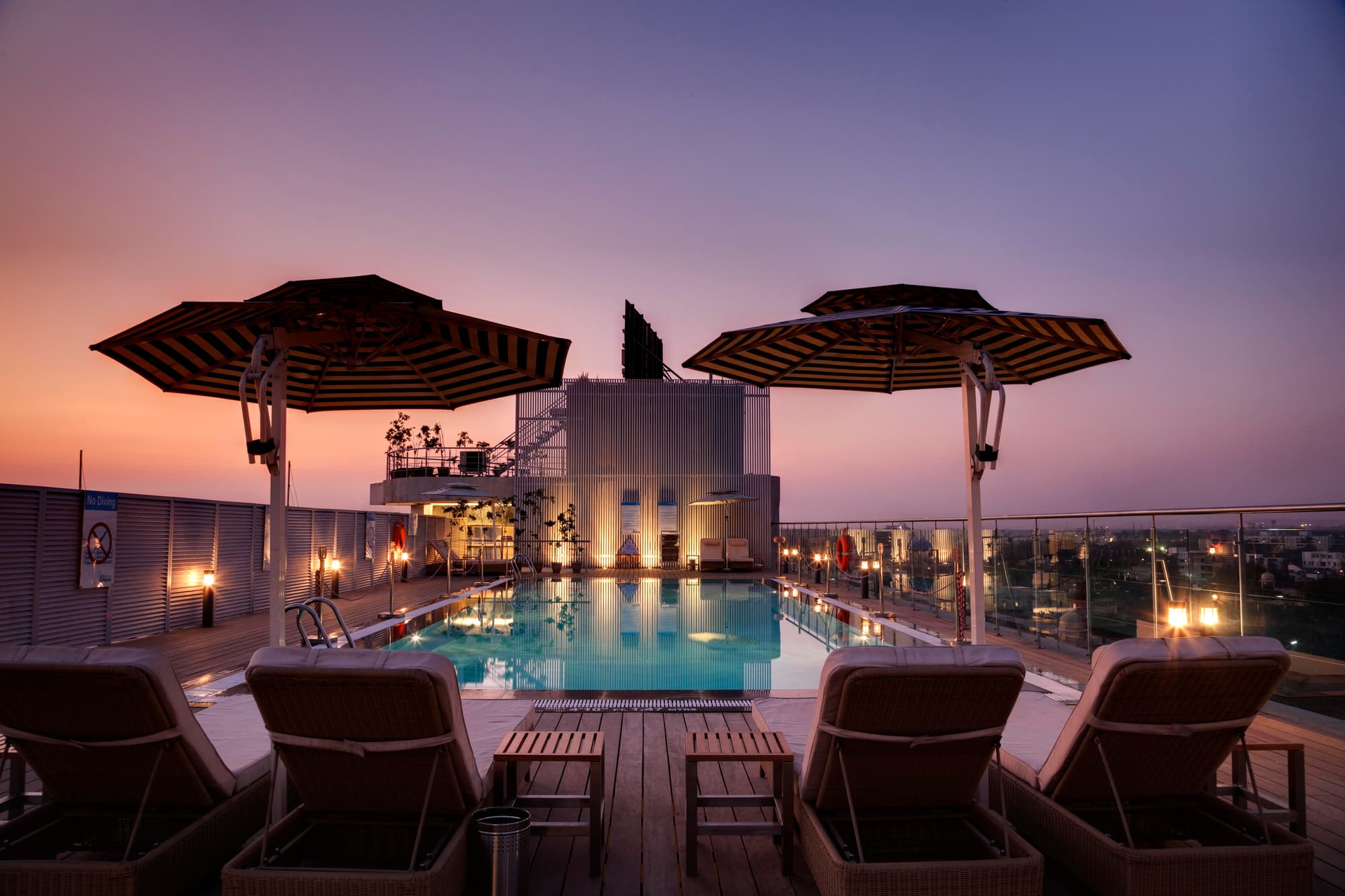 Sunday Hotel Jaipur