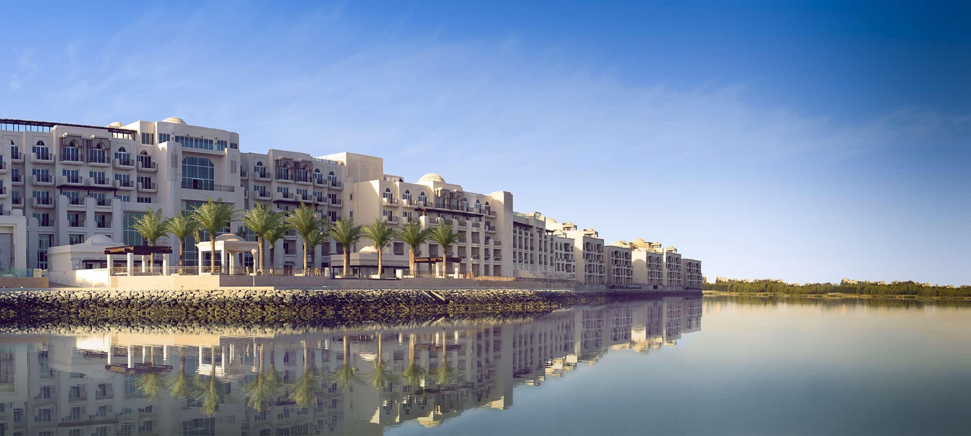 The Mangroves Abu Dhabi, LXR Hotels & Resorts