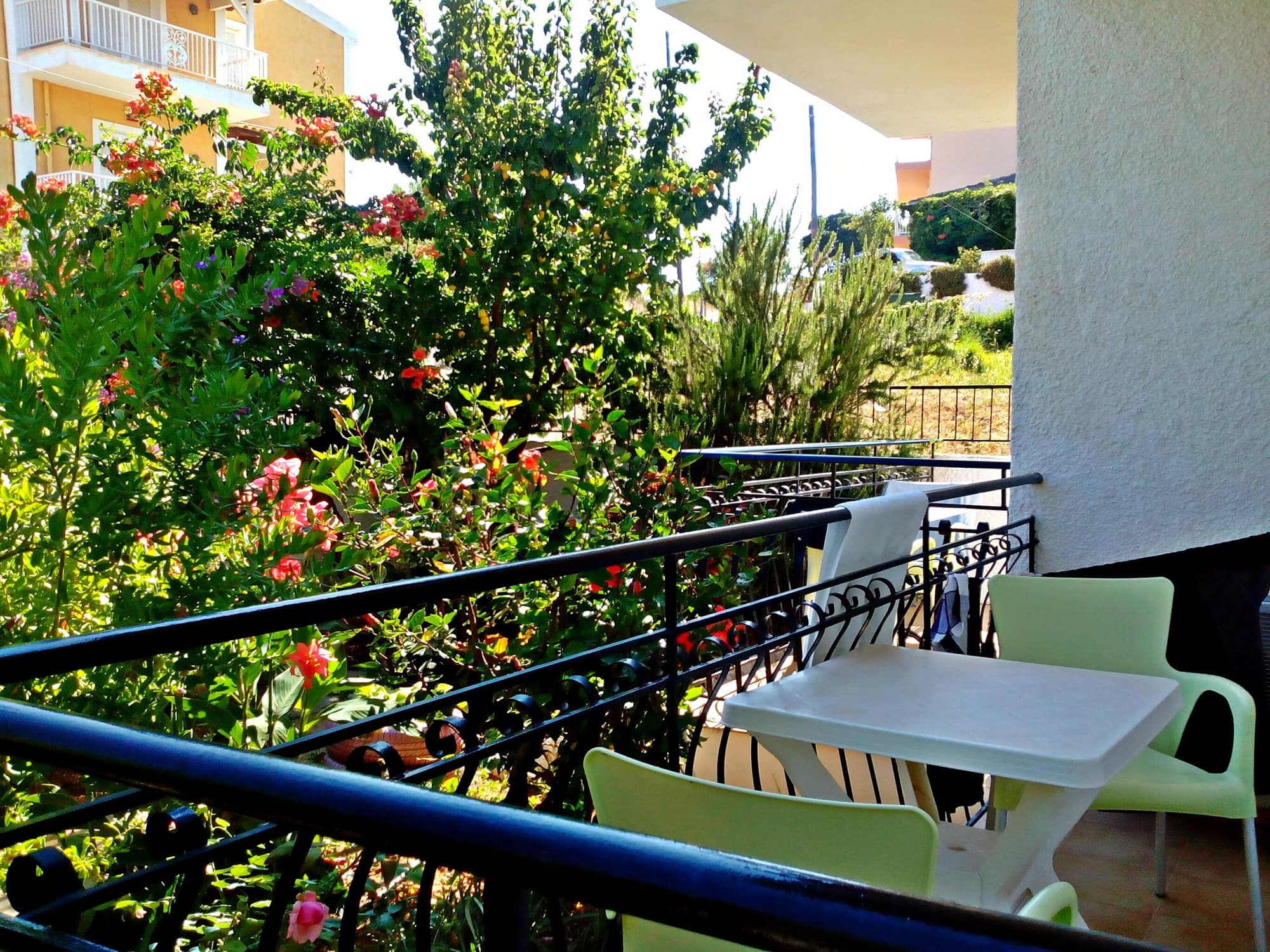 Dionysios Studios & Apartments