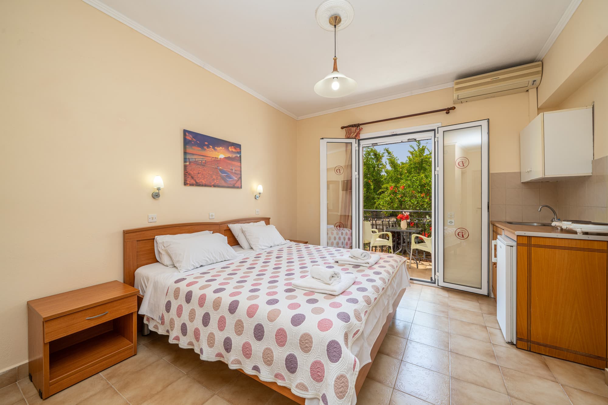 Dionysios Studios & Apartments