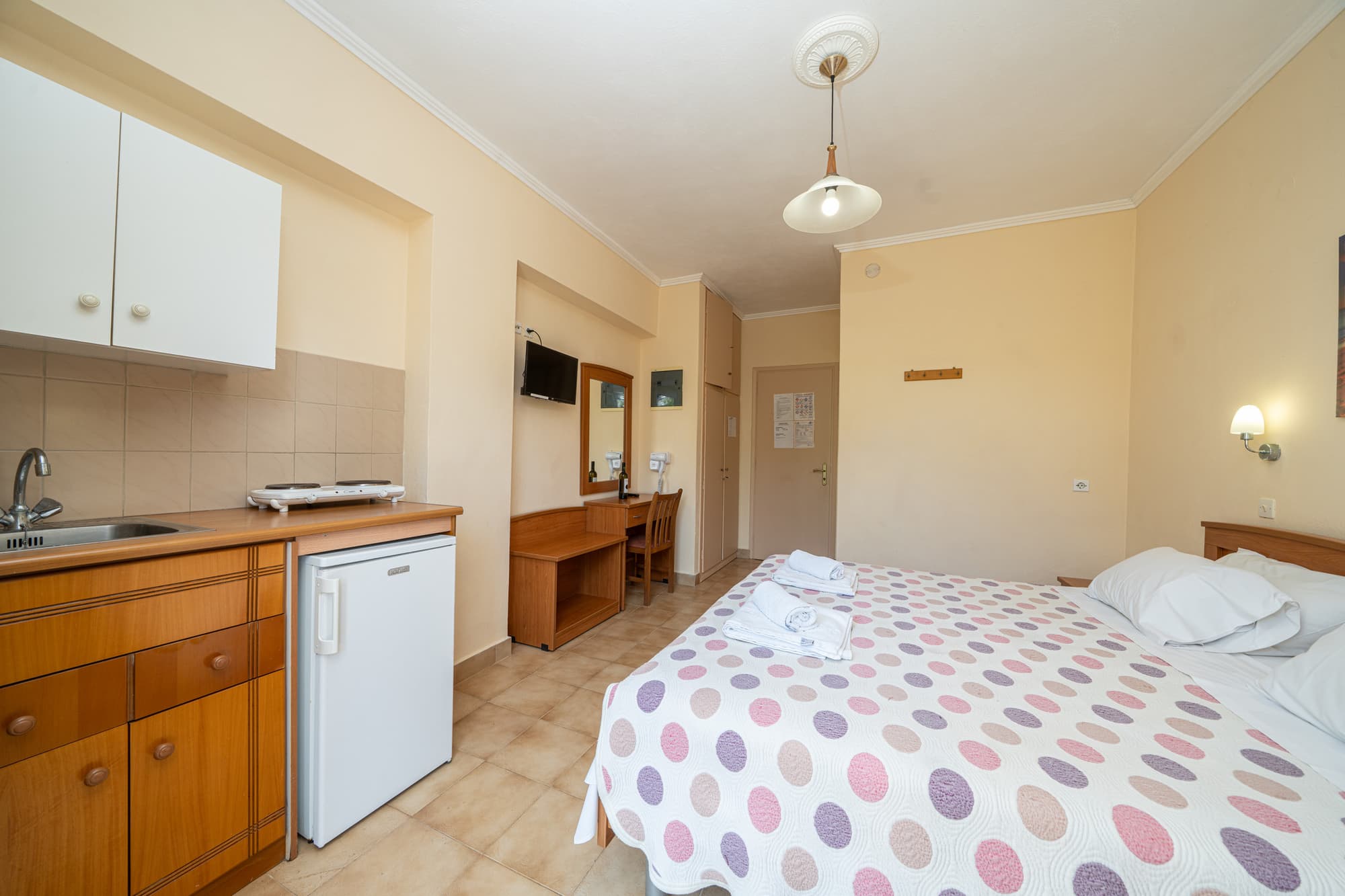 Dionysios Studios & Apartments