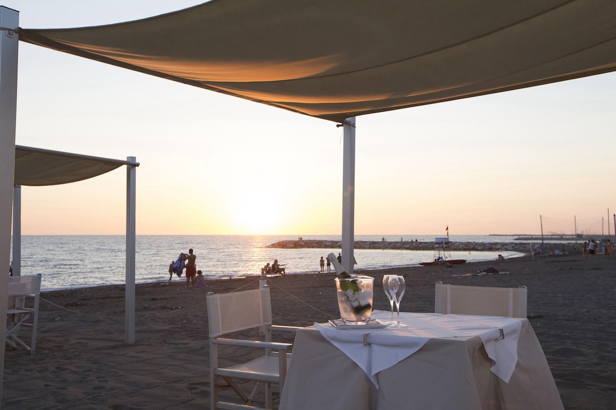 Hotel Stella Marina, Restaurant