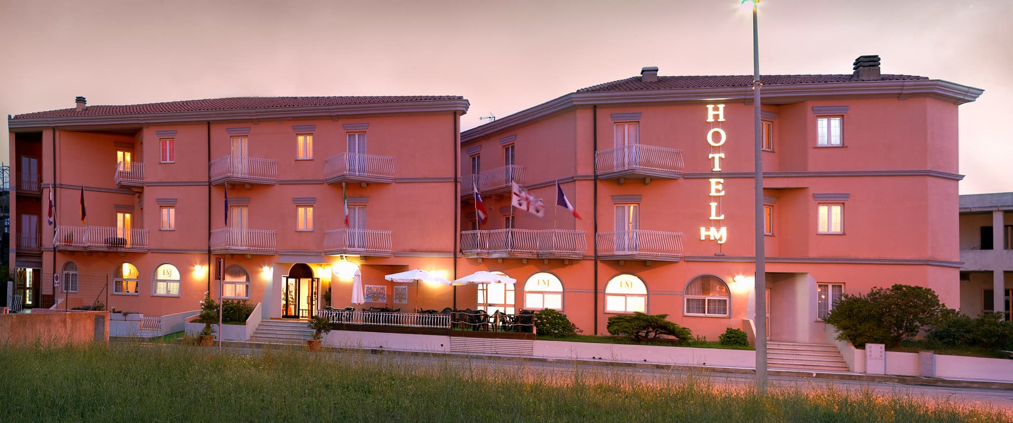 Majore Hotel