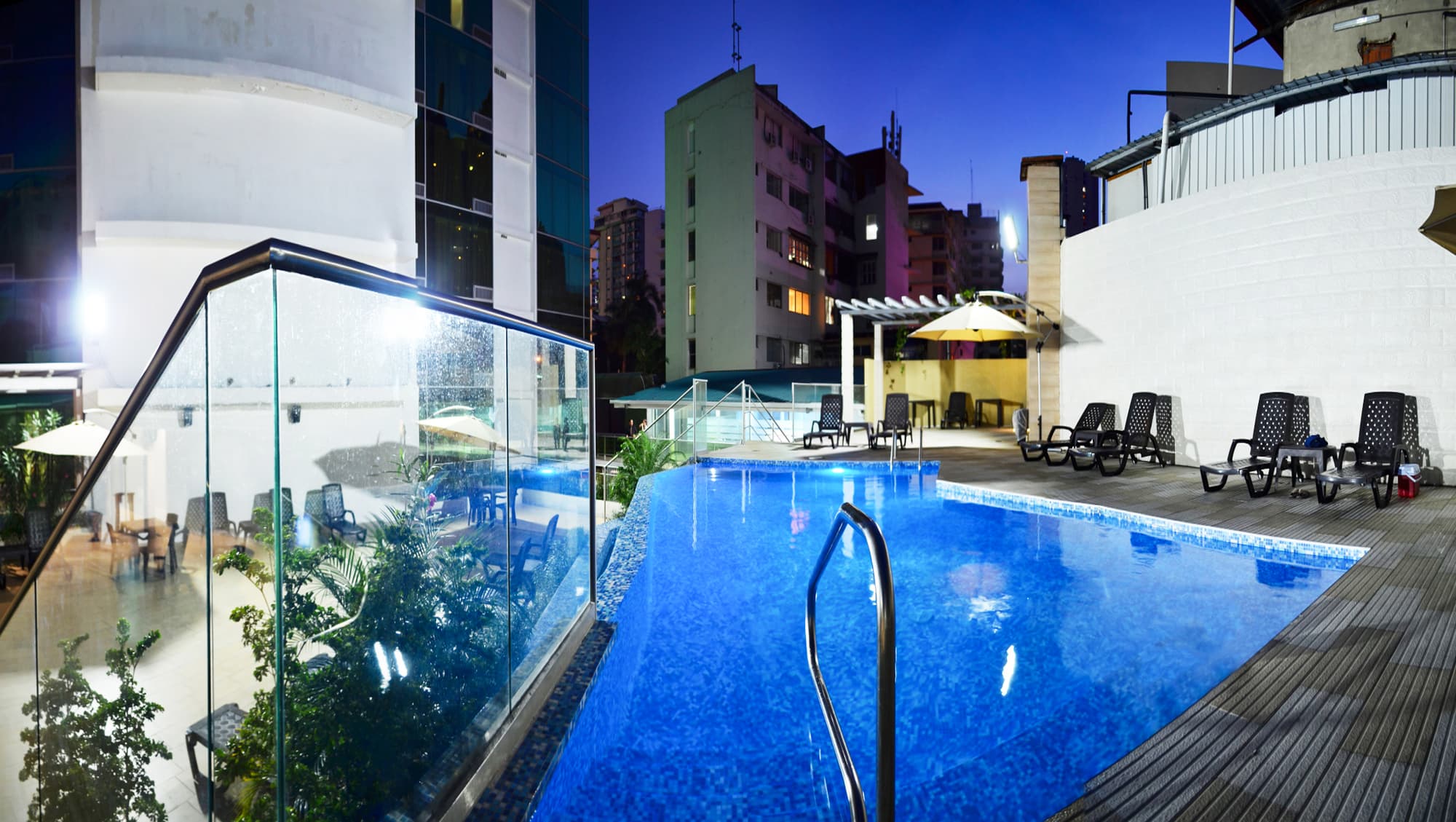 Grand International Hotel, General view