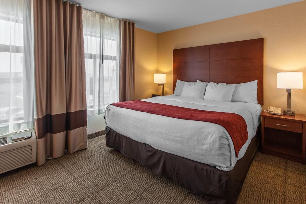 Comfort Inn & Suites Near Fallon Naval Air Station