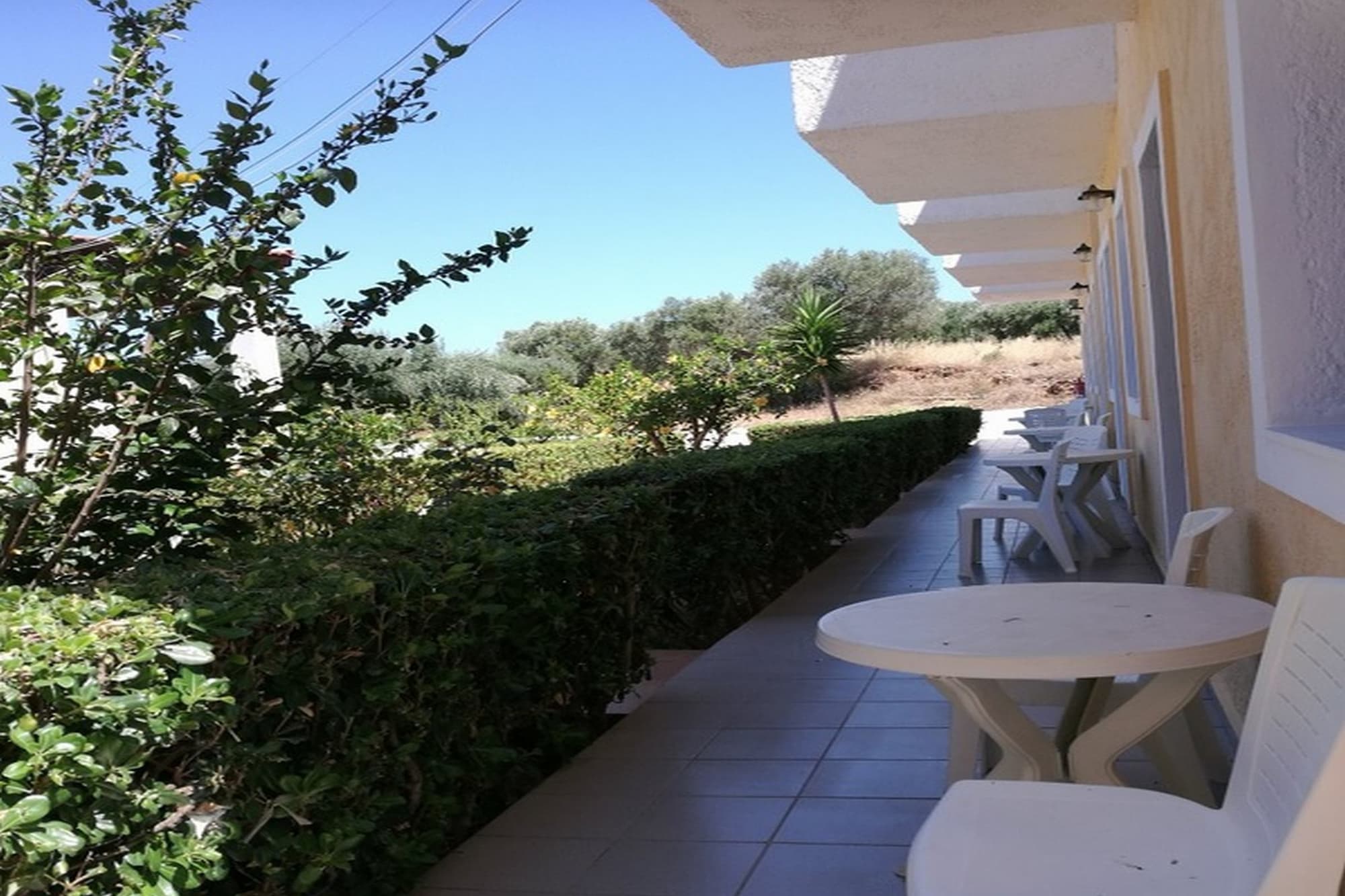Mareva Apartments