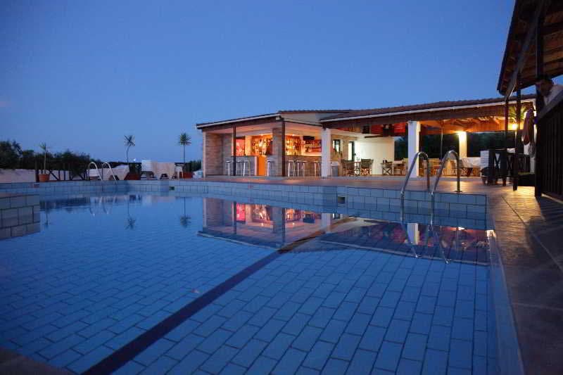 Mareva Apartments