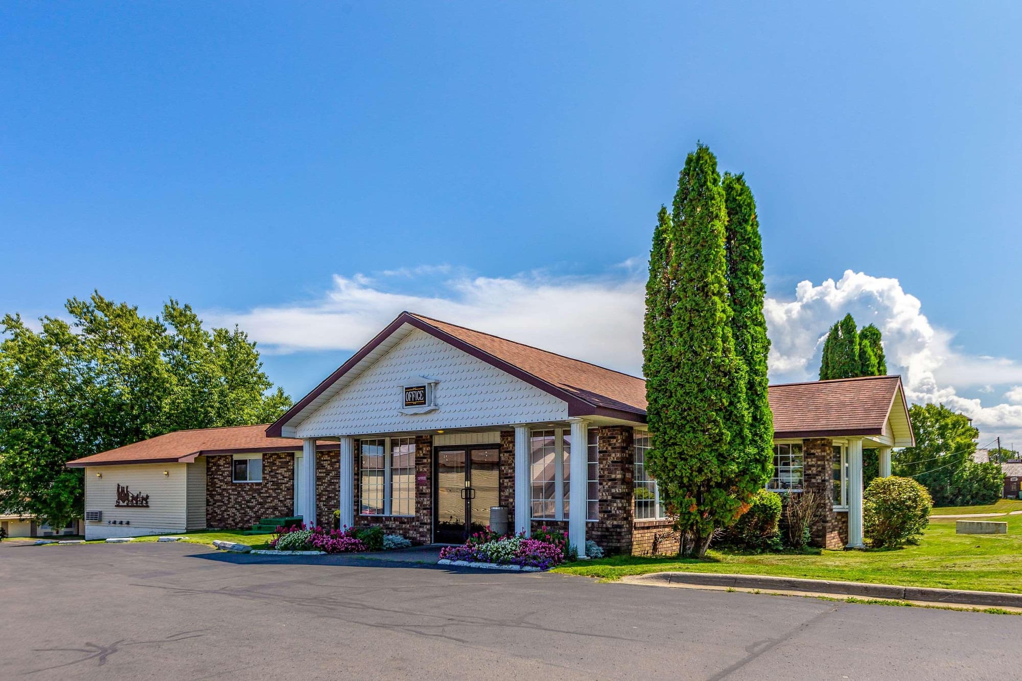 Quality Inn Lakefront