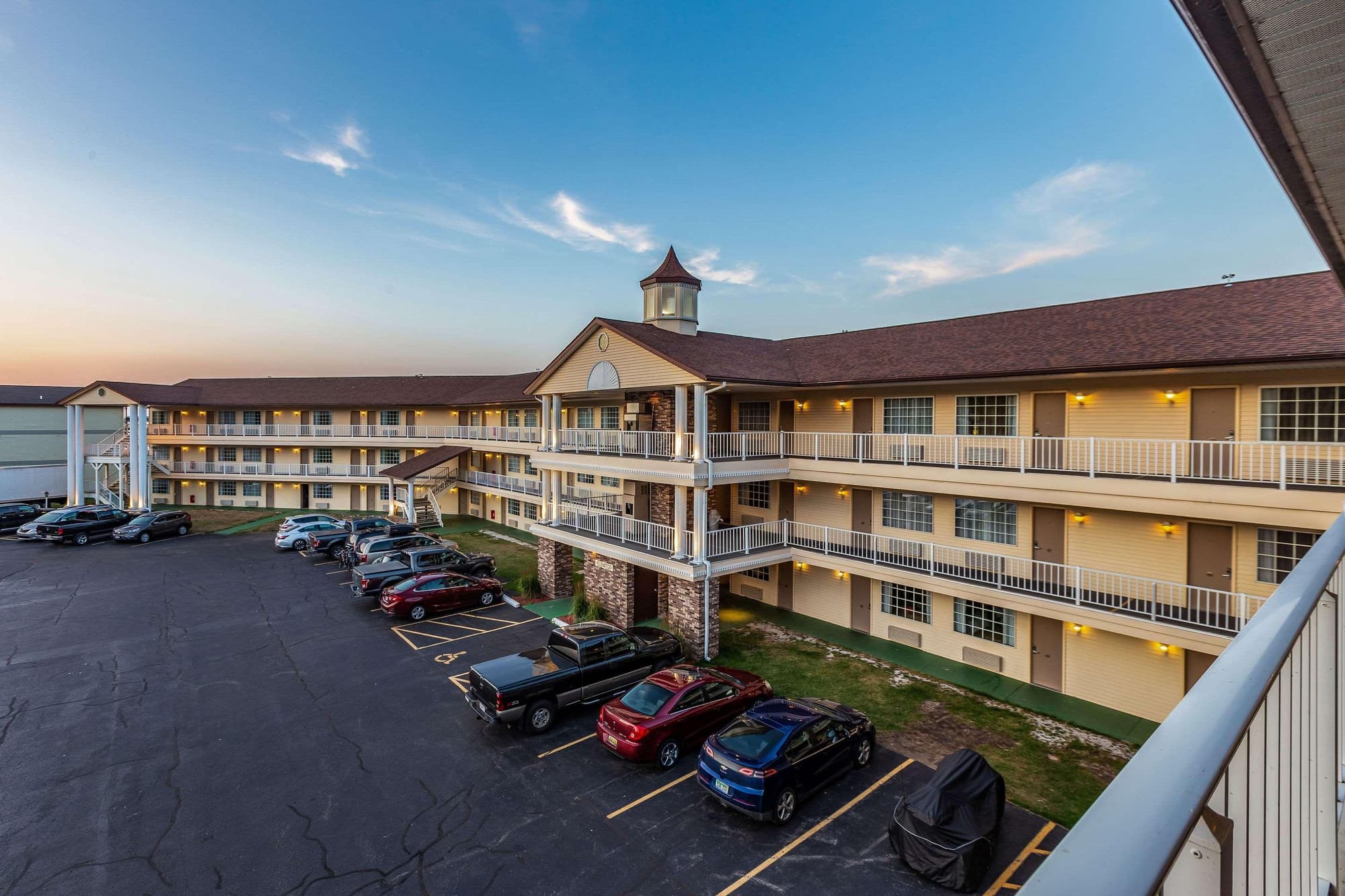 Quality Inn Lakefront