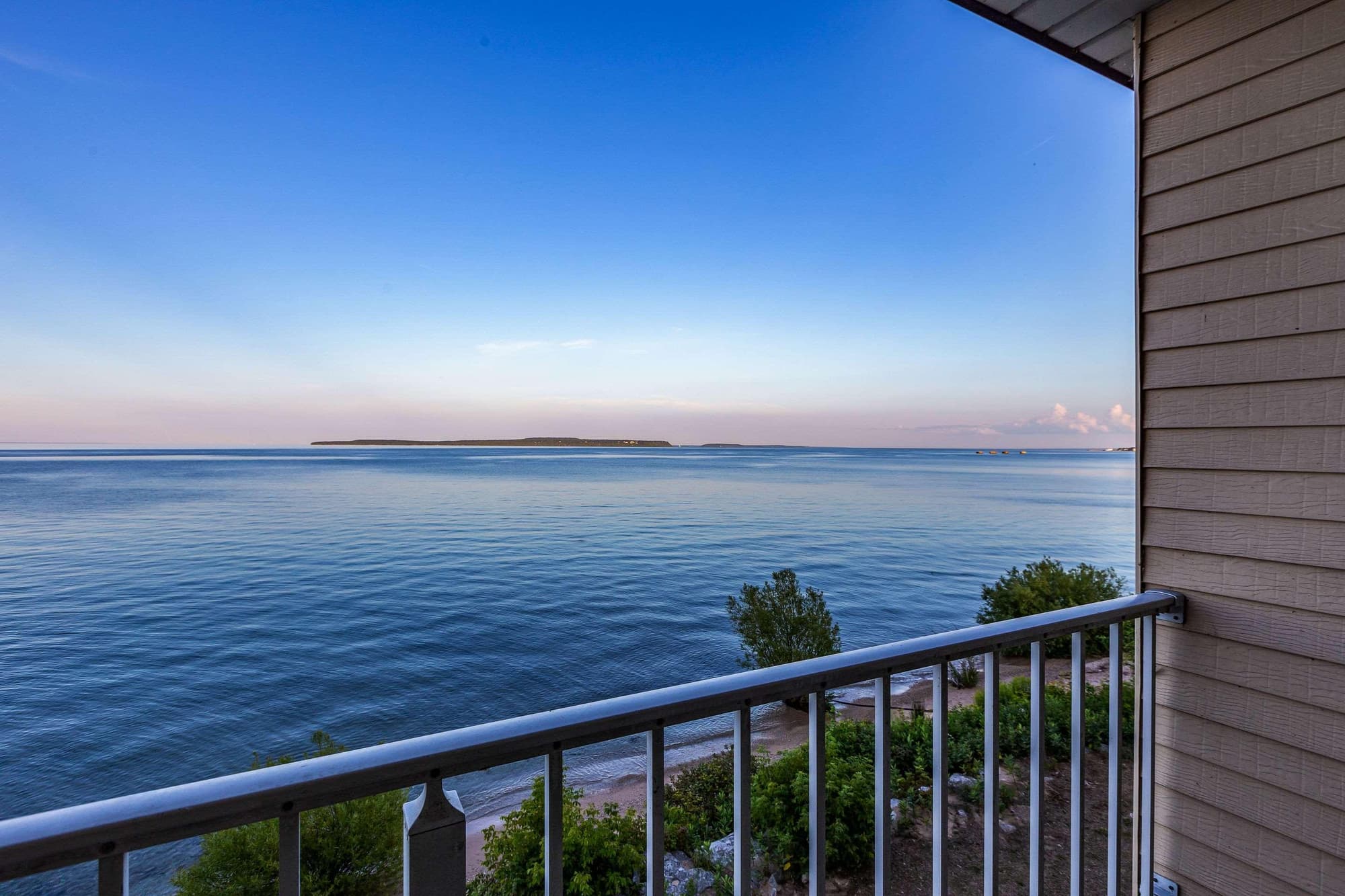 Quality Inn Lakefront