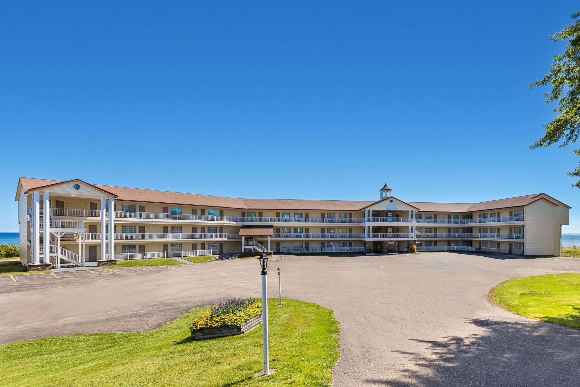 Quality Inn Lakefront