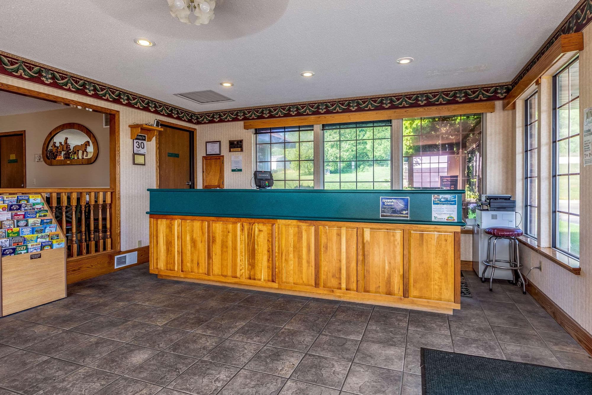 Quality Inn Lakefront