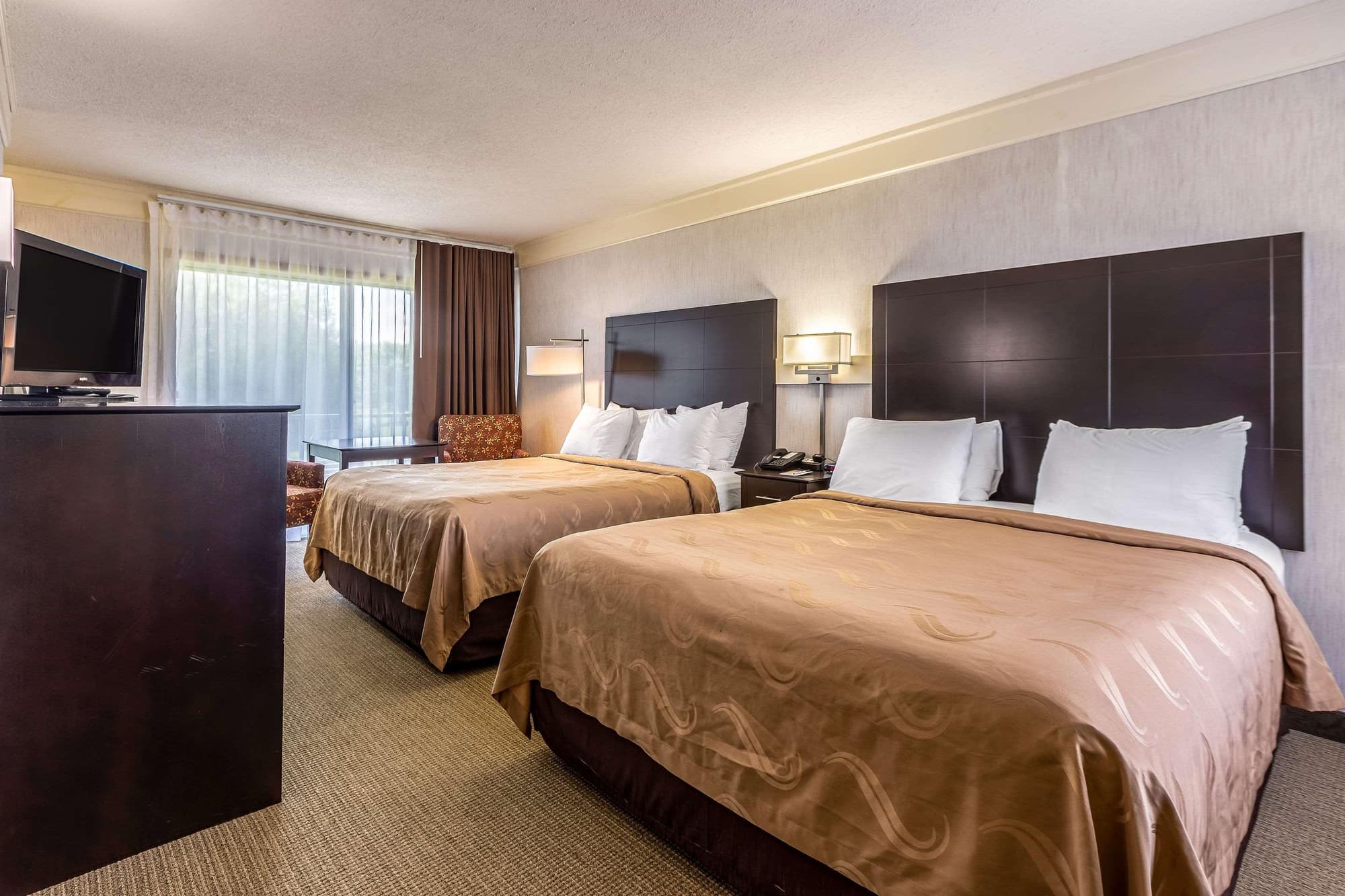 Quality Inn Lakefront