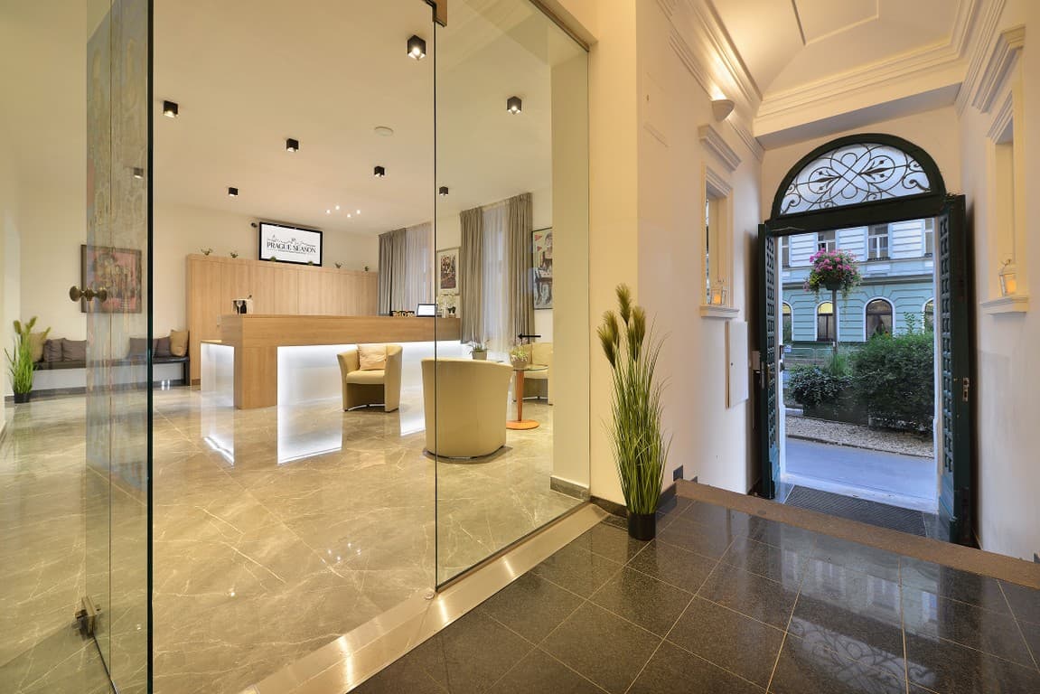 Prague Season, General view