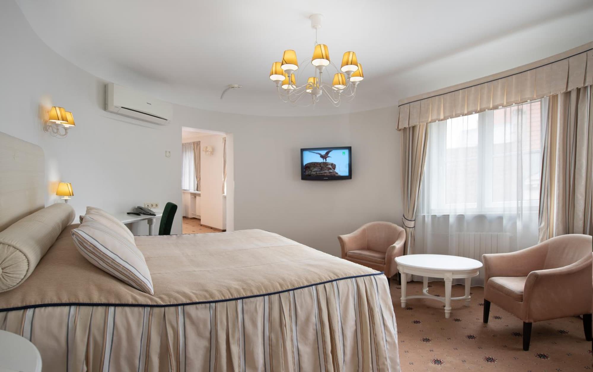 Hestia Hotel Radi un Draugi