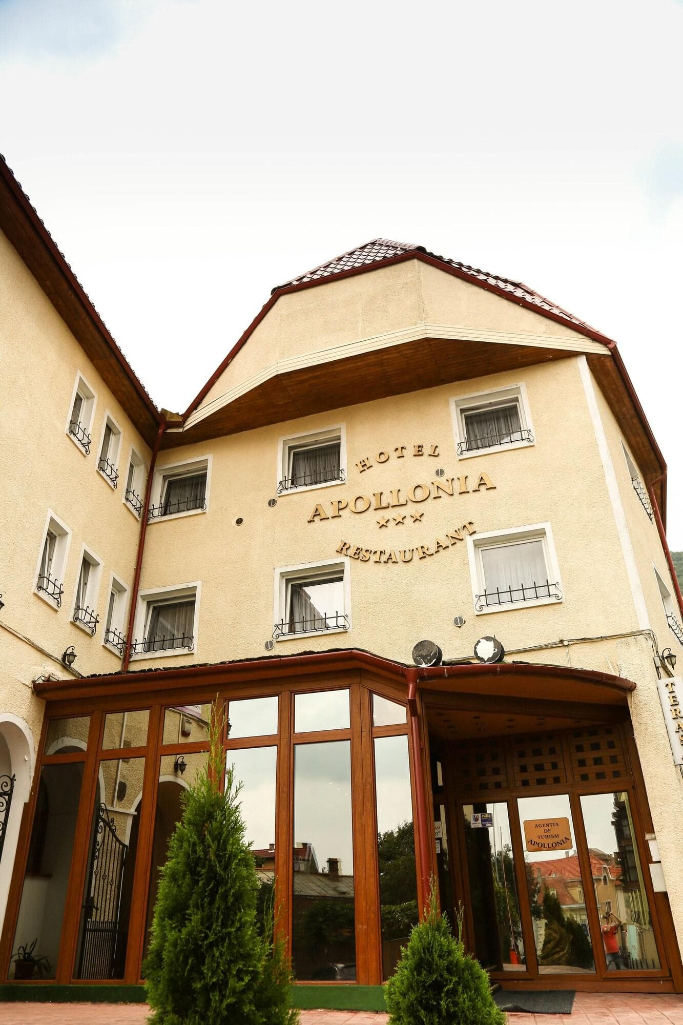 Apollonia Hotel