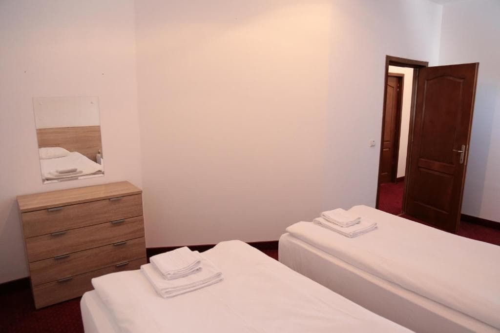 Apollonia Hotel