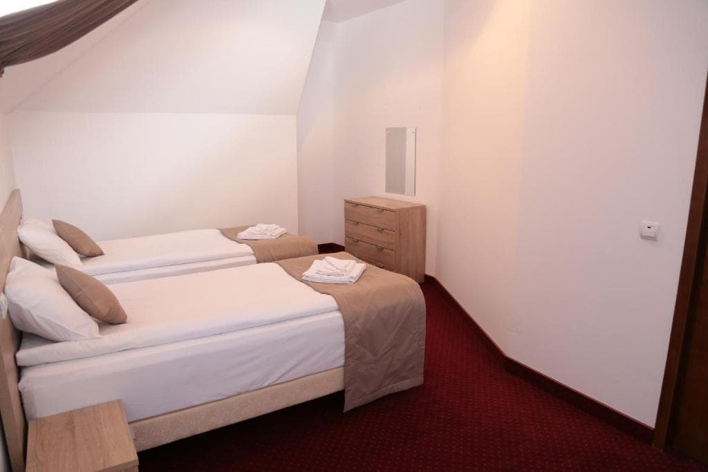 Apollonia Hotel