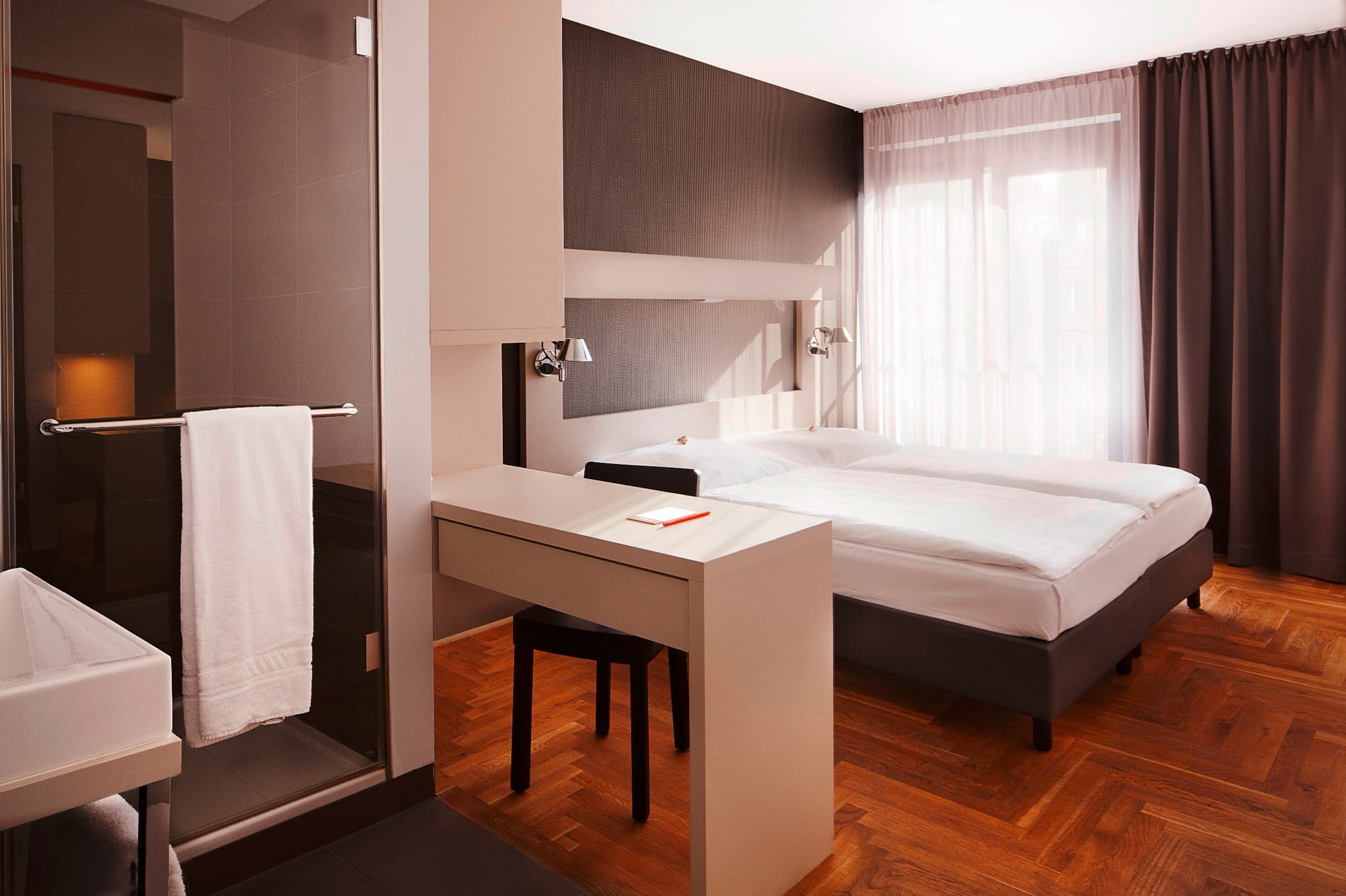 Hotel Amano
