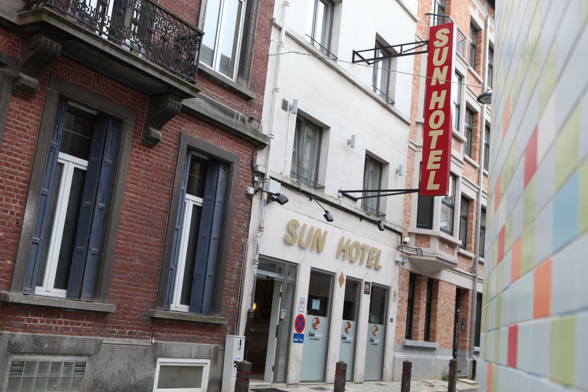 Sun Hotel