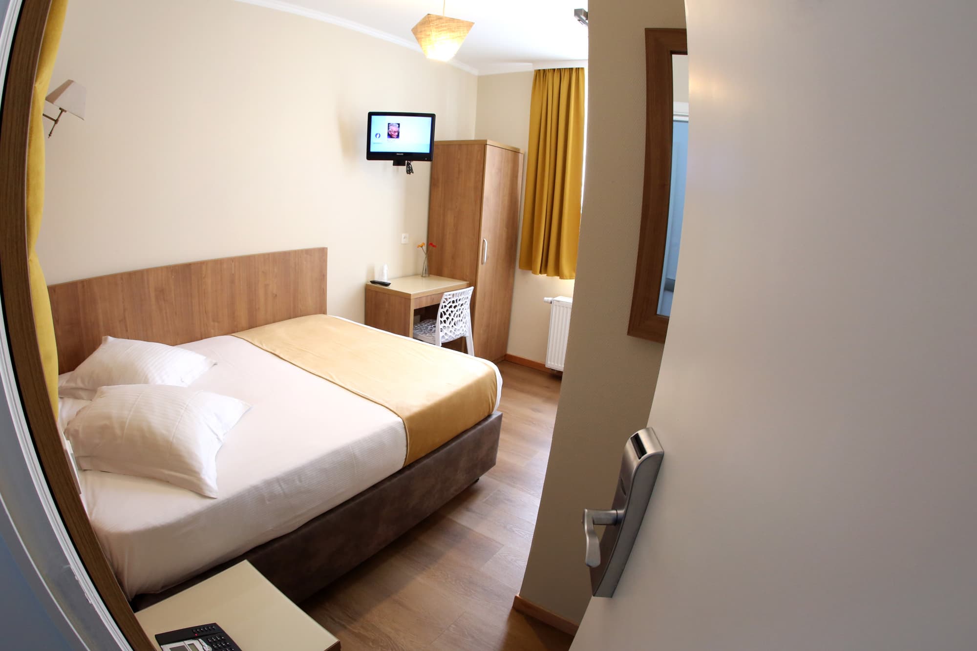 Sun Hotel