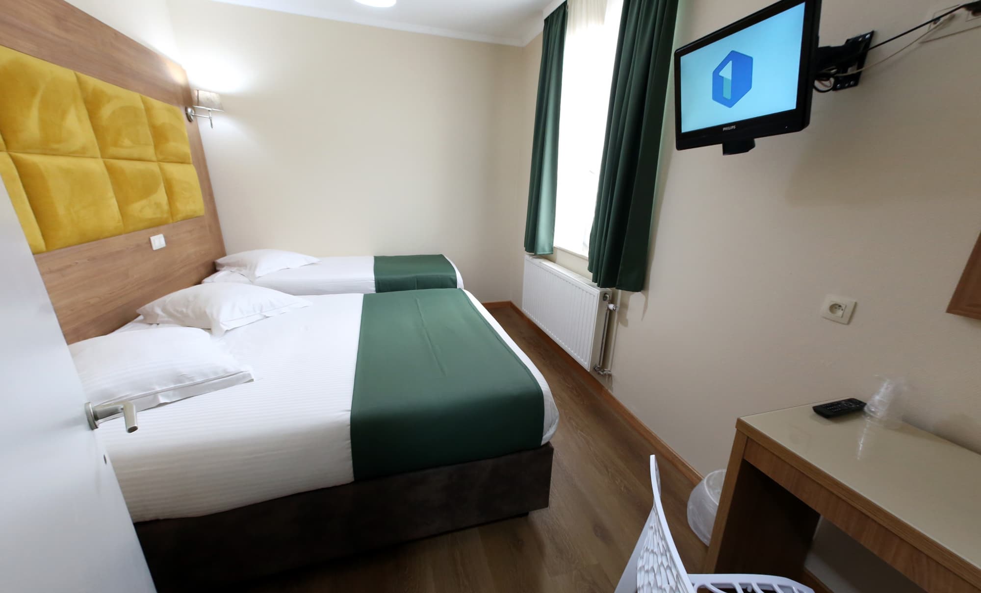Sun Hotel