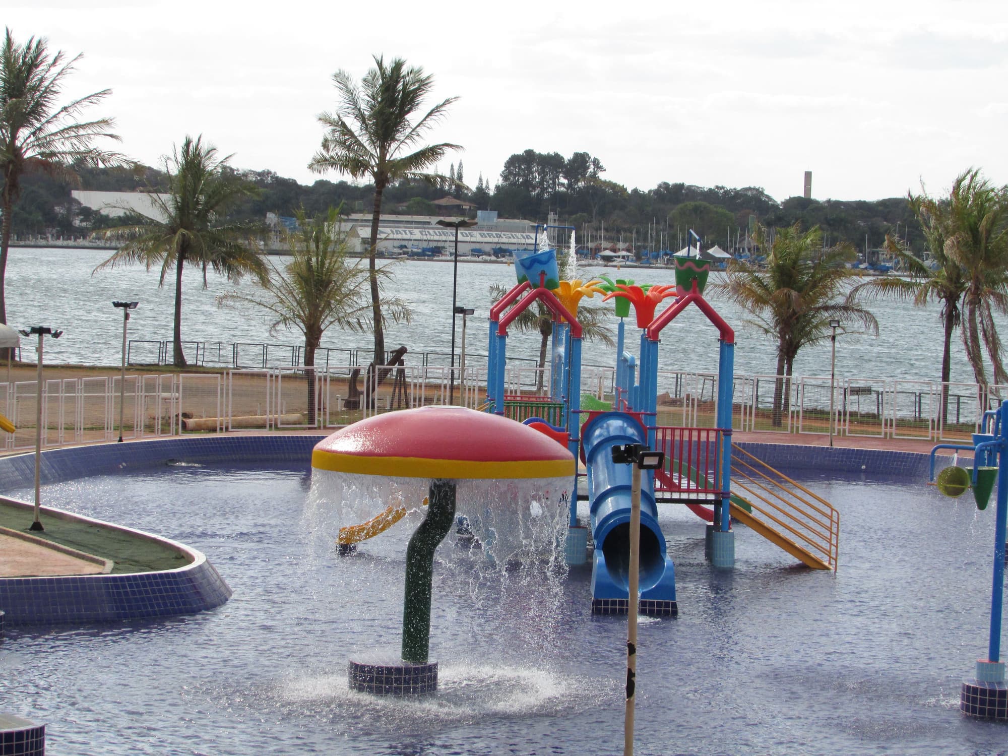 Bay Park Hotel