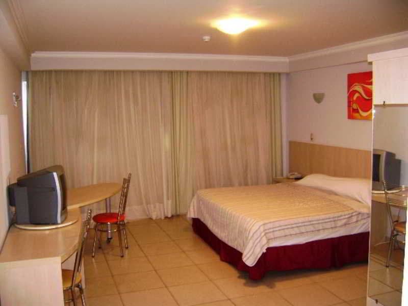 Bay Park Hotel