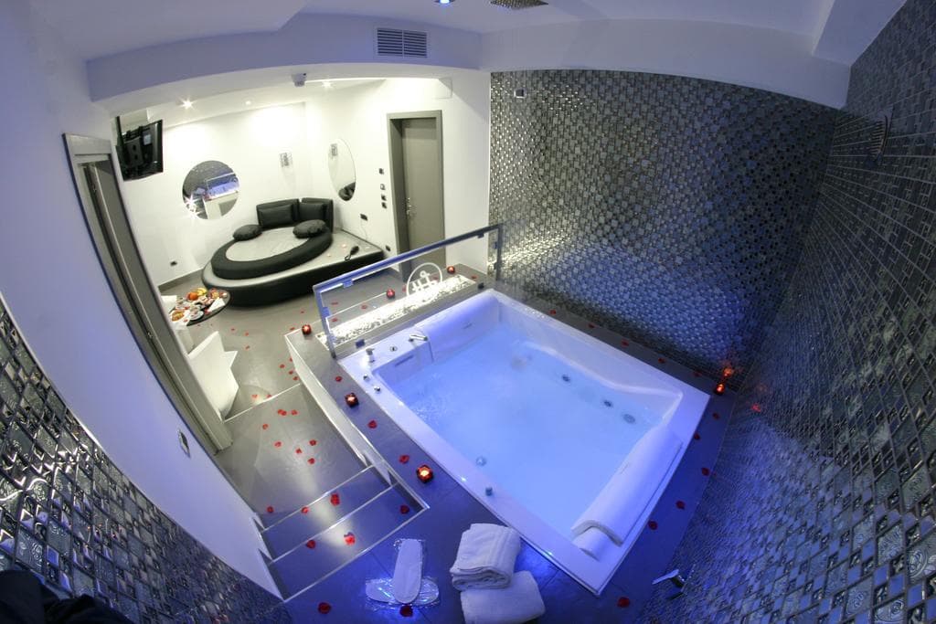 Luxor Hotel