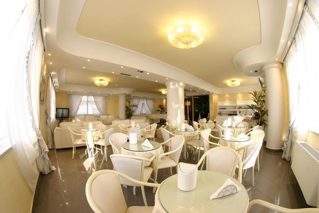 Luxor Hotel