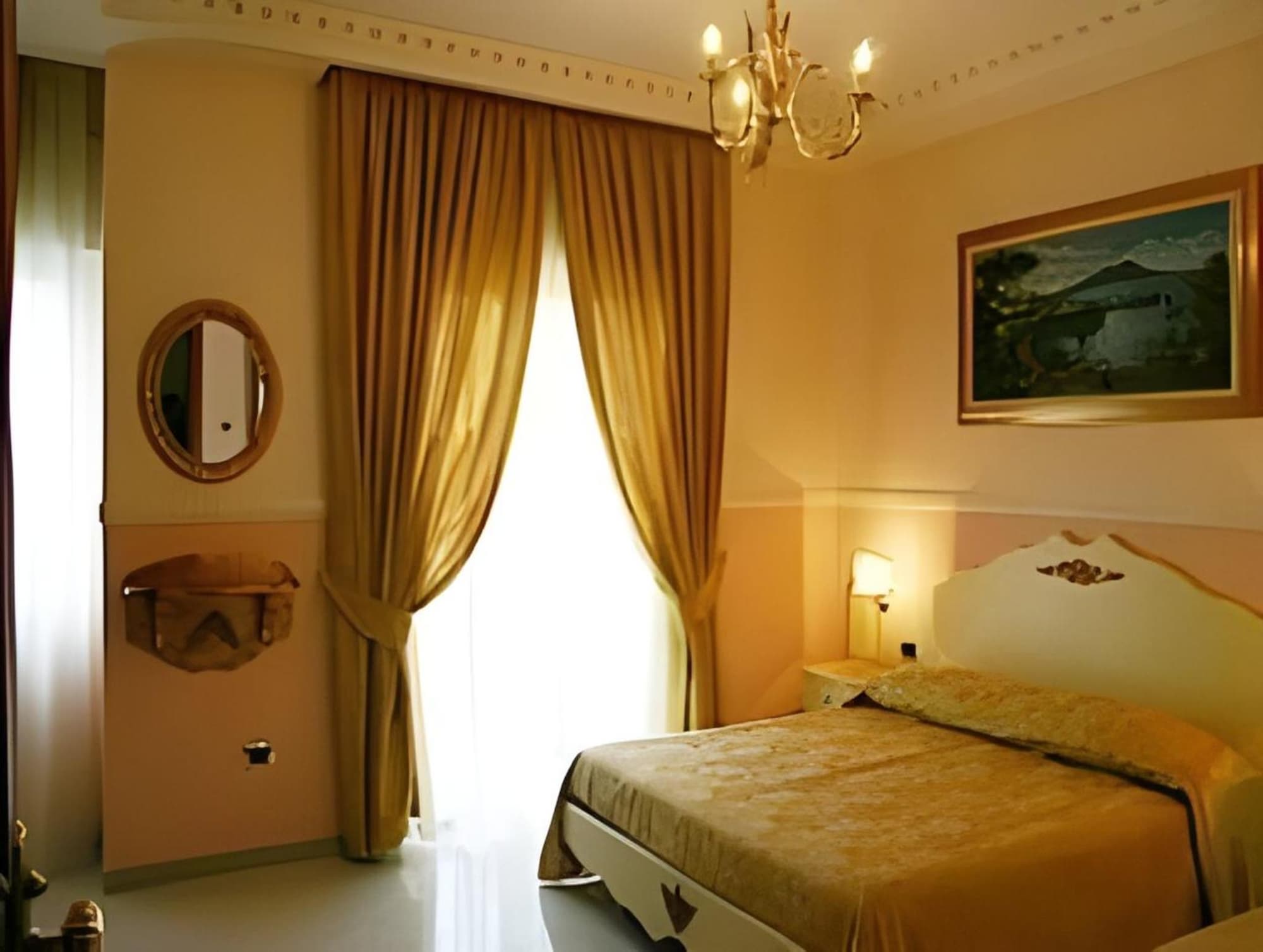 Luxor Hotel