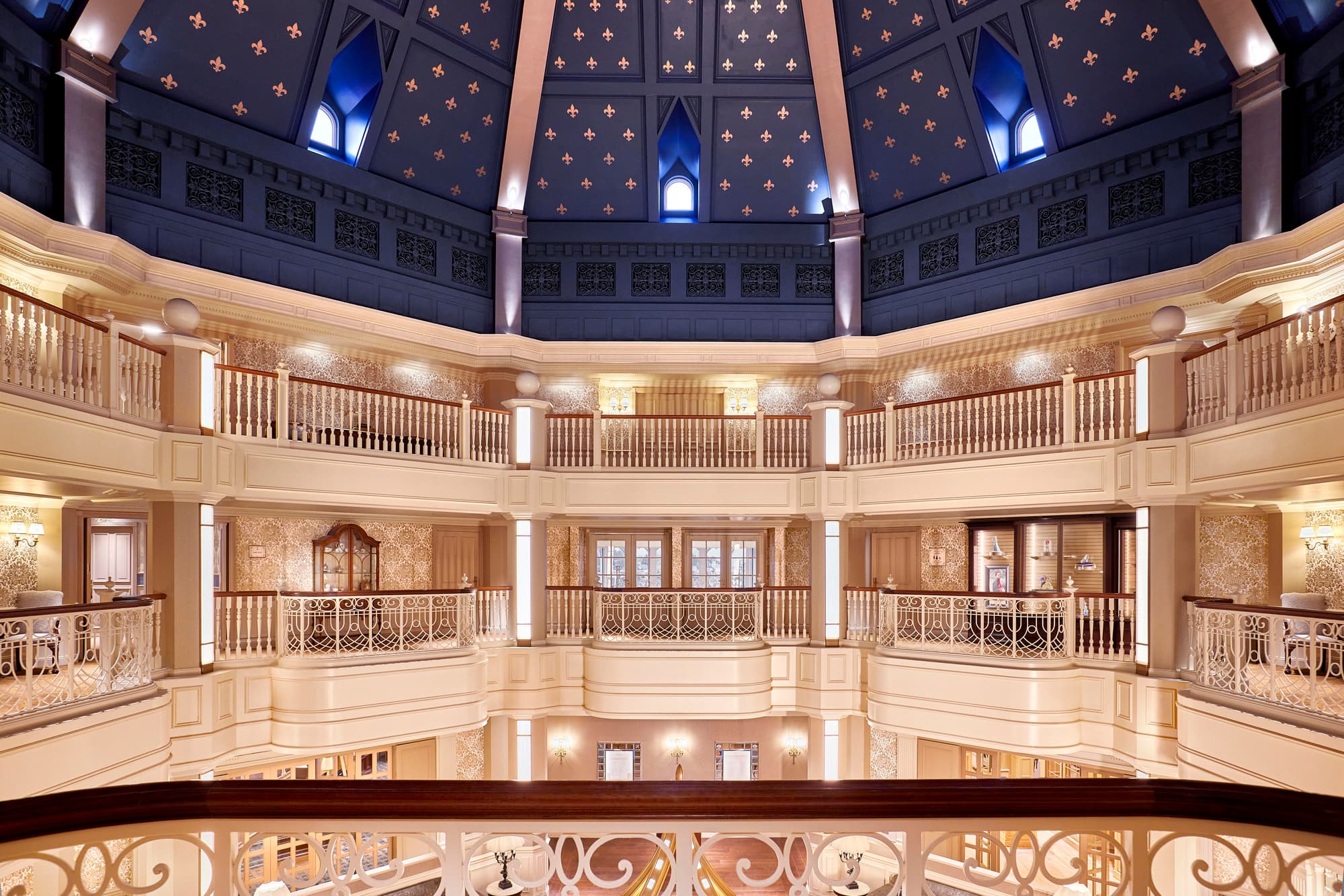 Disneyland Hotel + Entradas, General view