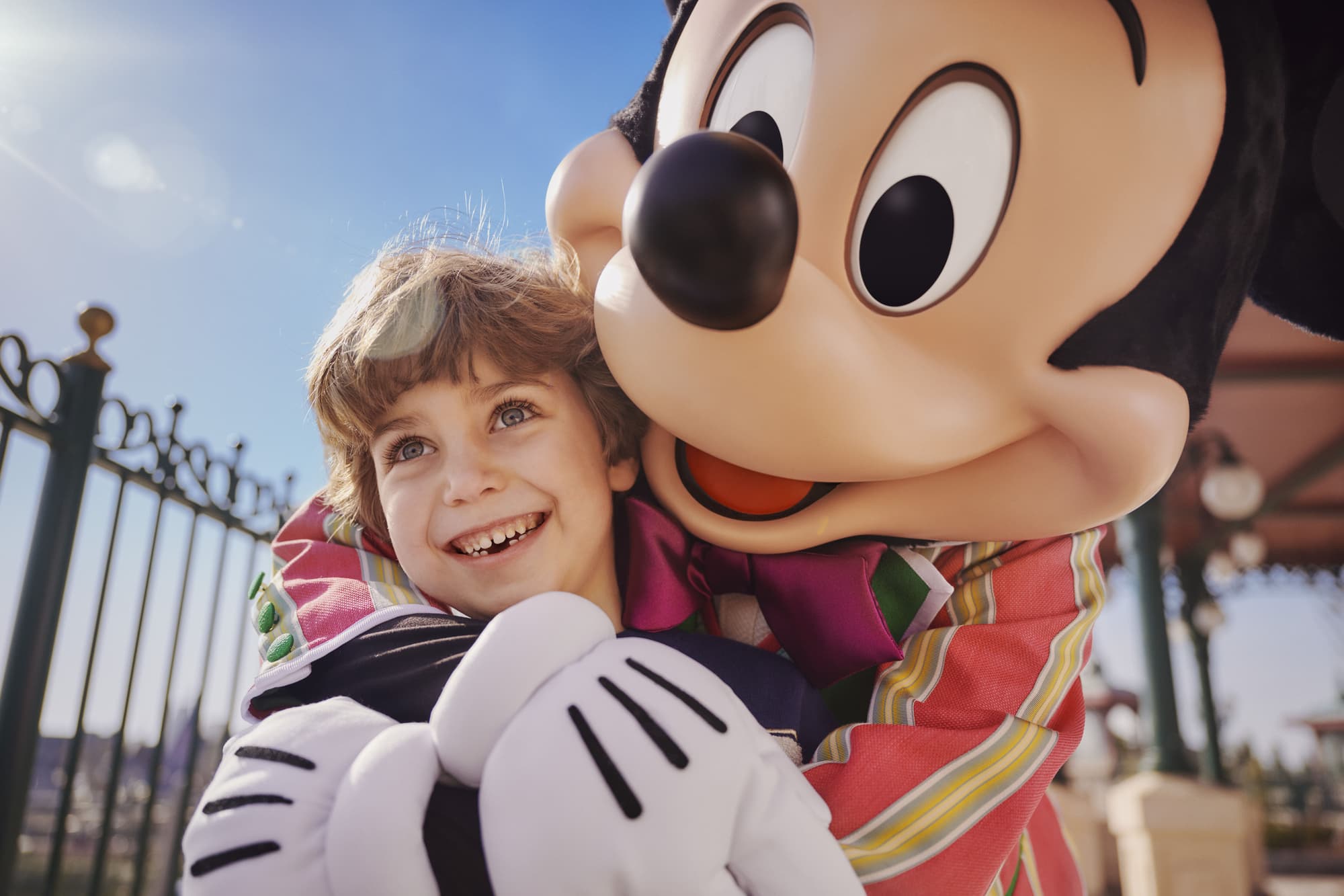 Disneyland Hotel + Entradas