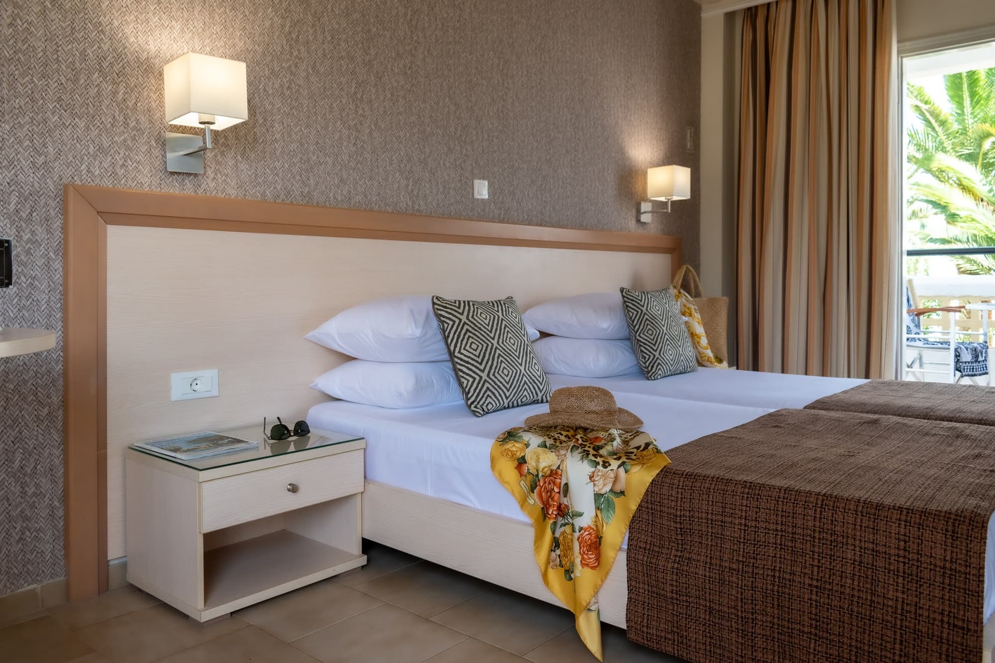 Dedalos Hotel
