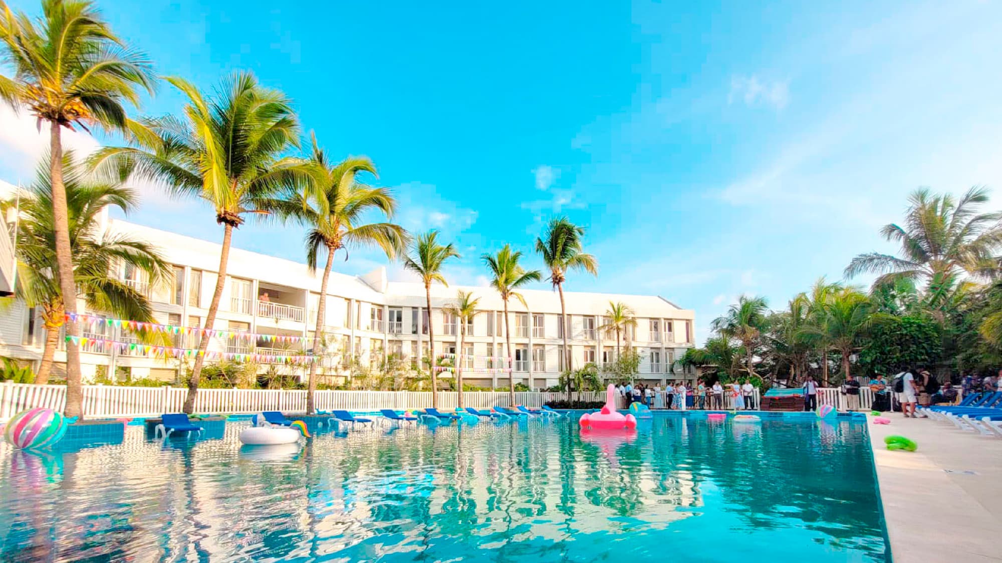 Hotel Blue Cove by On vacation, Pool