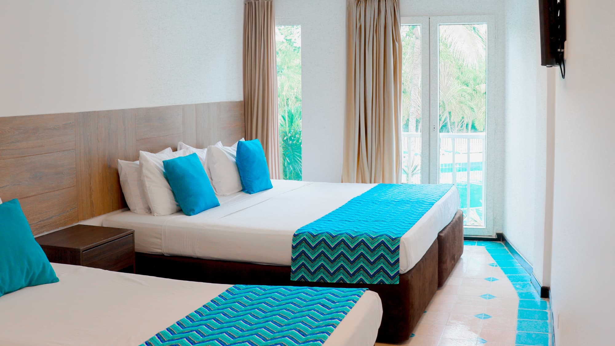 Hotel Blue Cove by On vacation