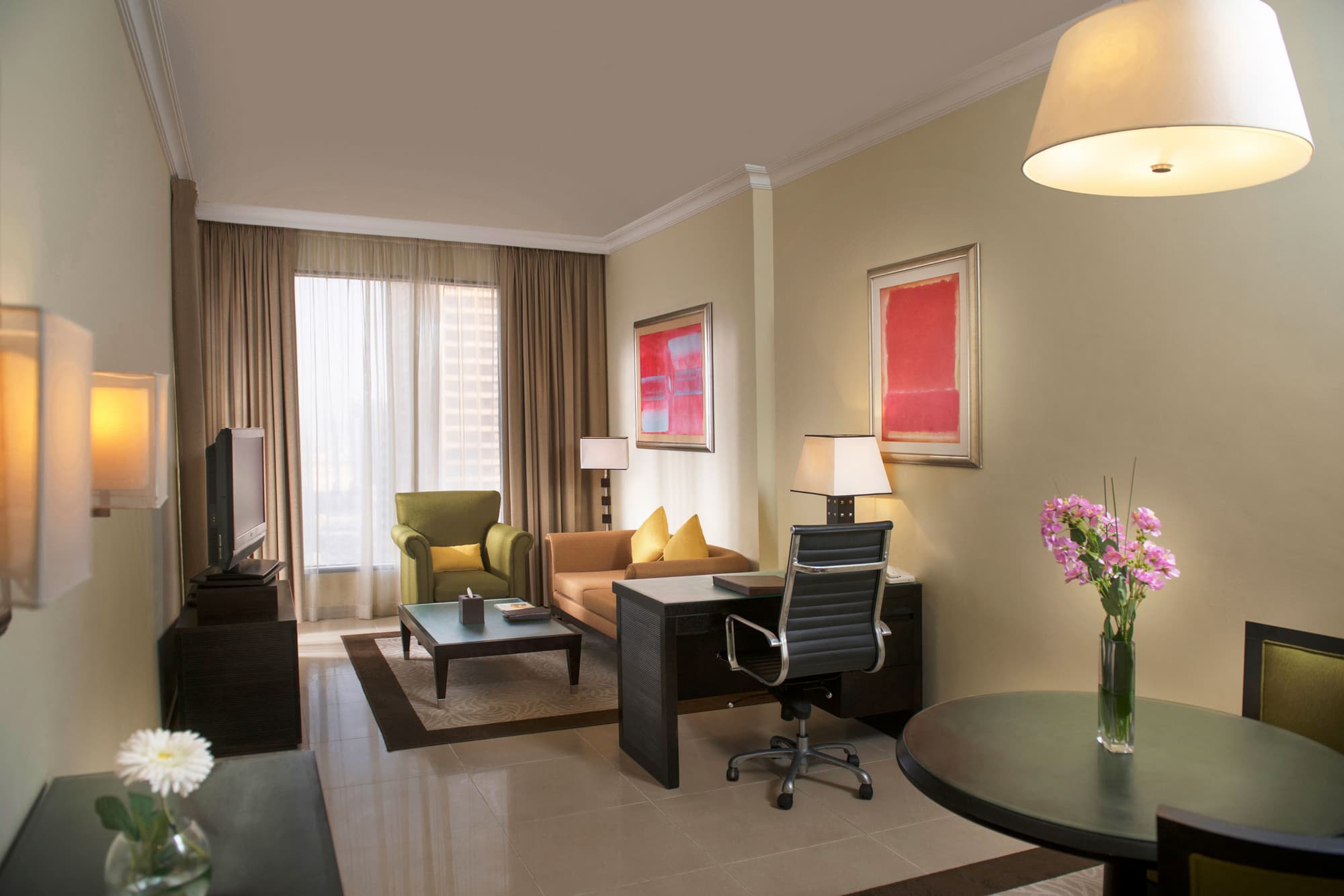 Two Seasons Hotel & Apartments (ex. Gloria Hotel)