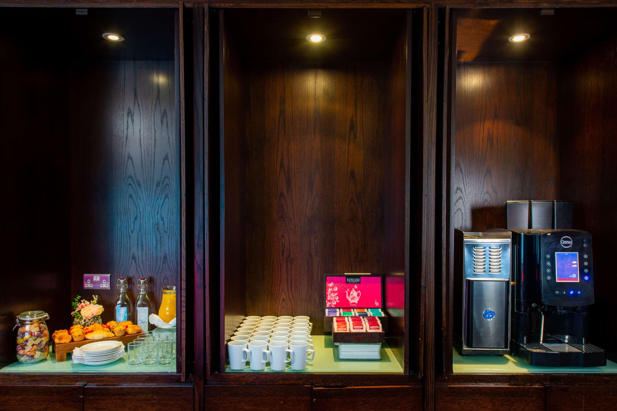 DoubleTree by Hilton Hotel London Heathrow Airport