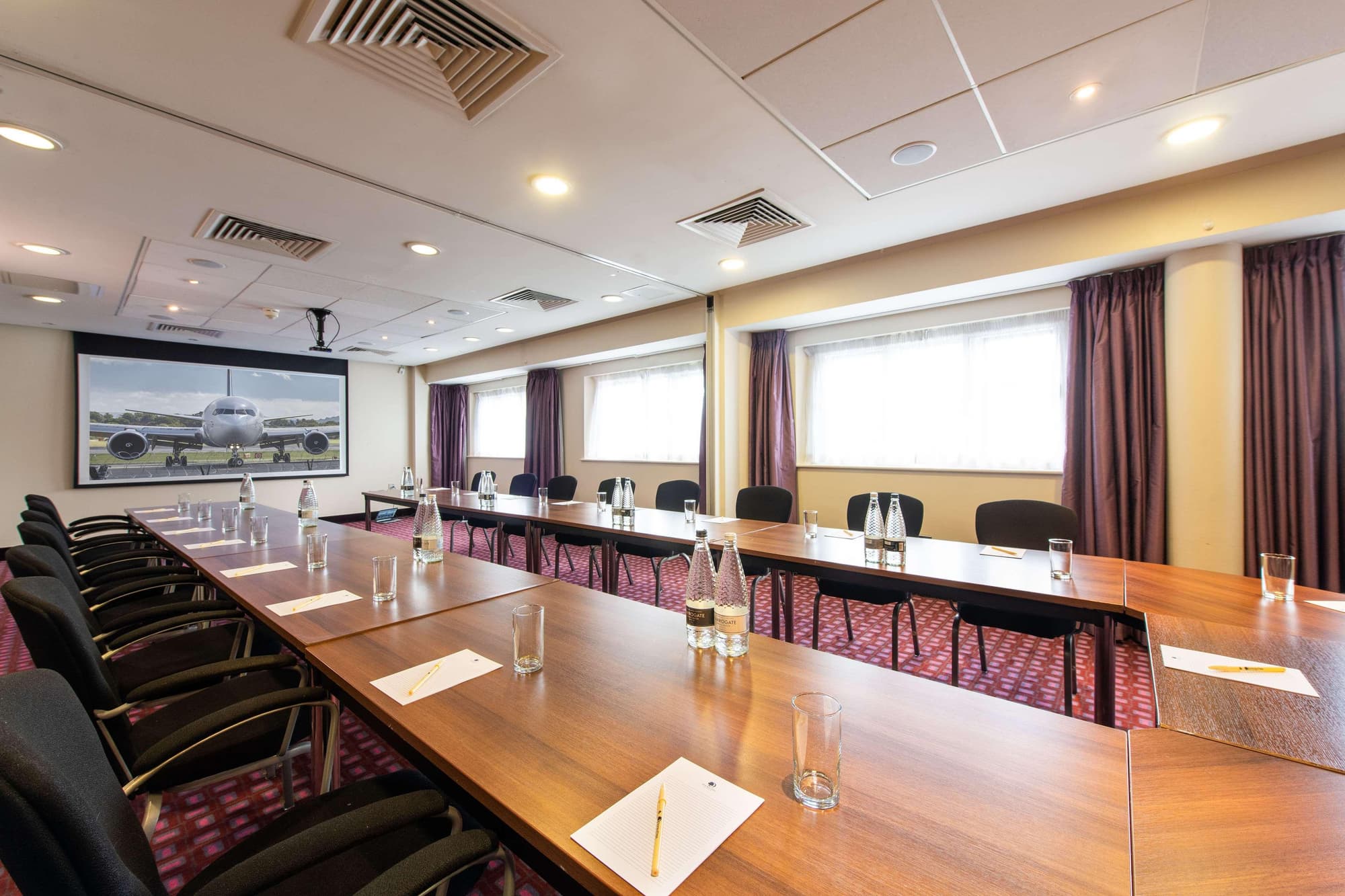 DoubleTree by Hilton Hotel London Heathrow Airport