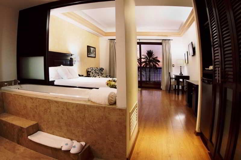 La Posada and Beach Club
