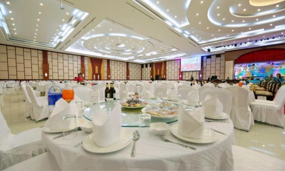 Arawan Riverside Hotel