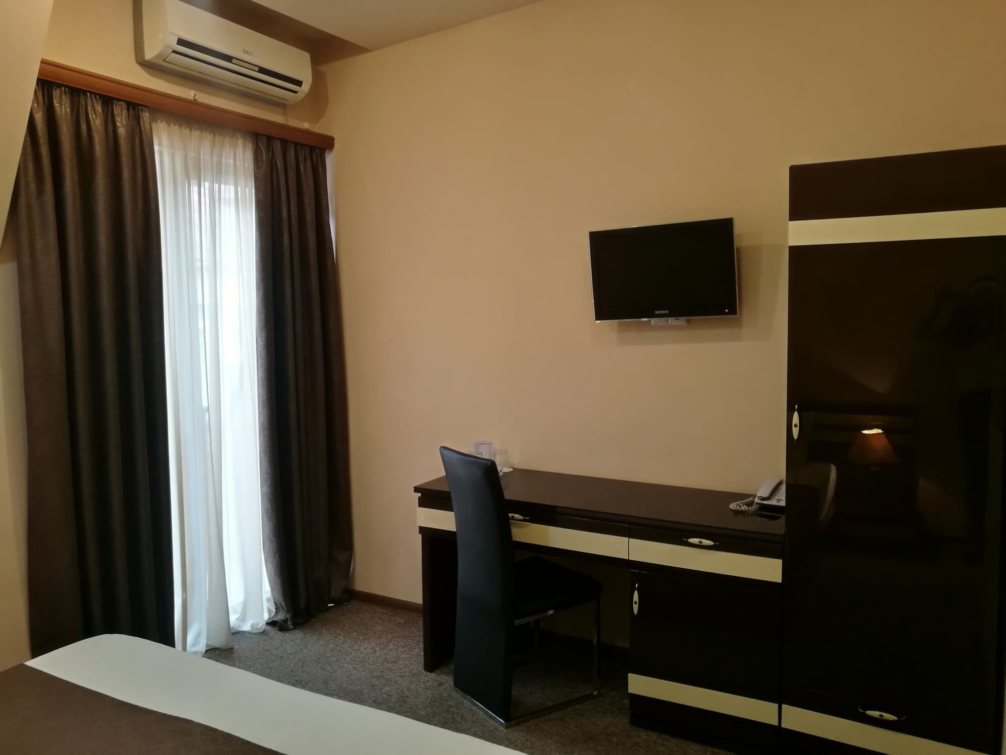 Diplomat Hotel